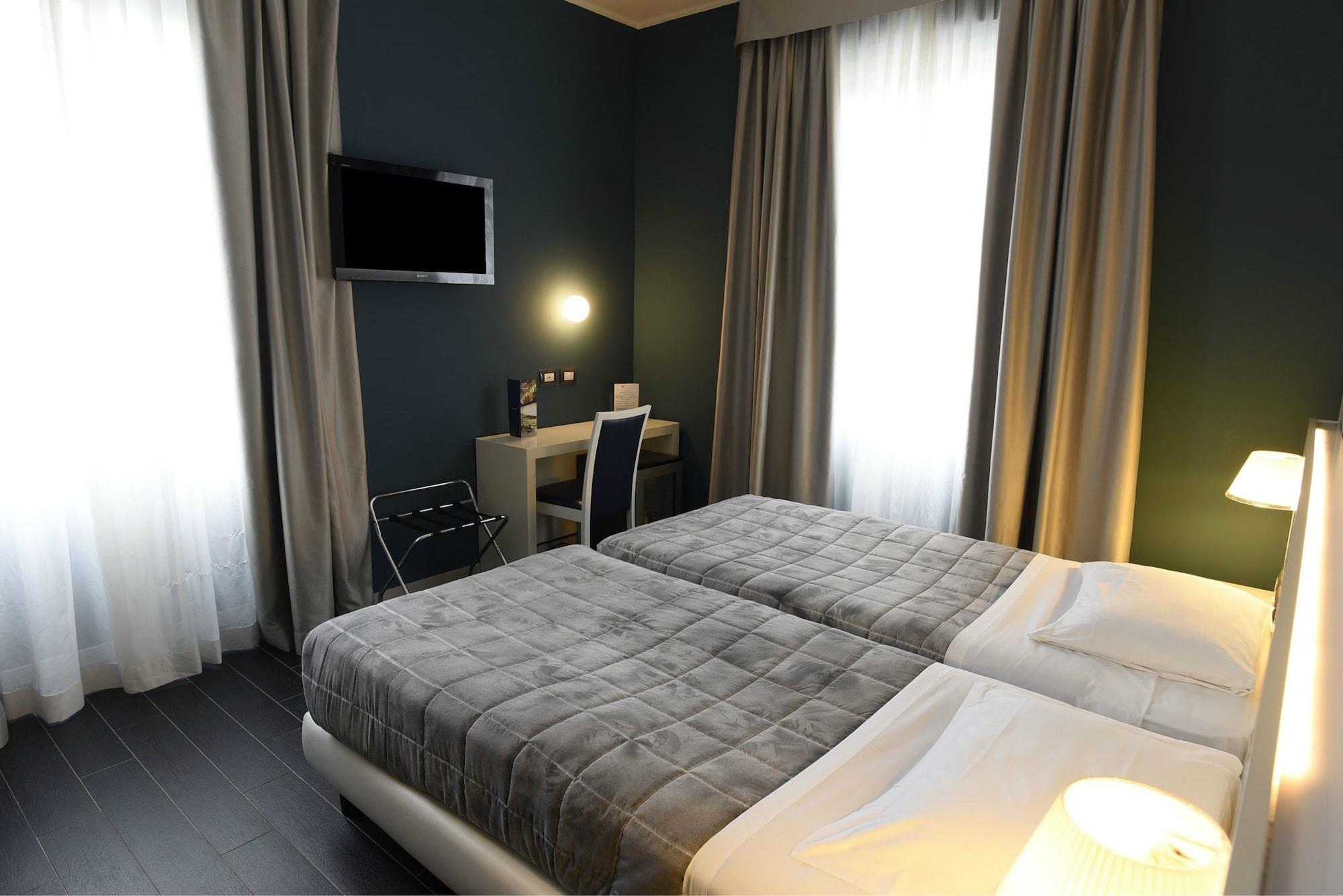 Smart Hotel Central Milán Exterior foto