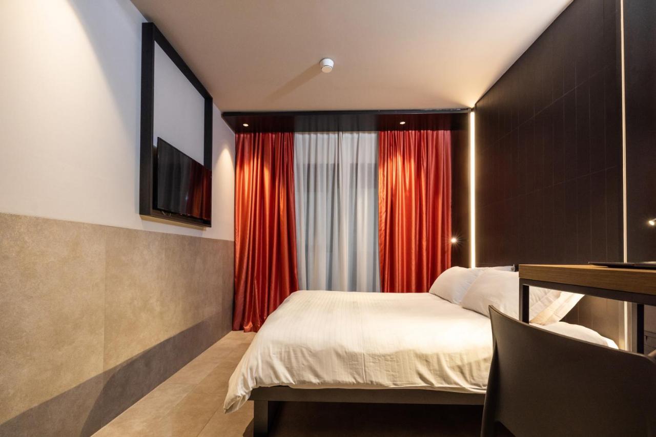 Smart Hotel Central Milán Habitación foto